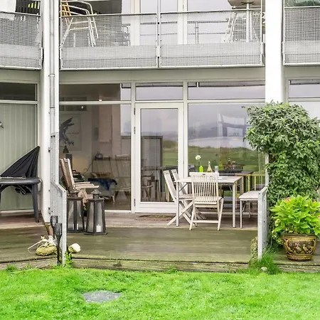 Apartamento 3 Bedroom Cozy In *