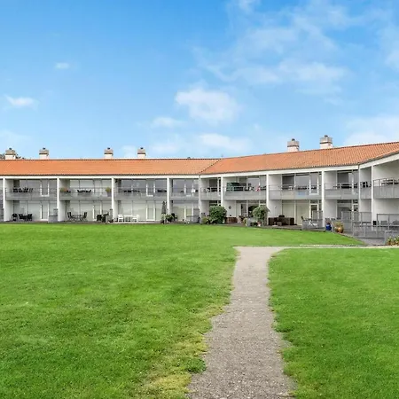 Apartamento 3 Bedroom Cozy In *